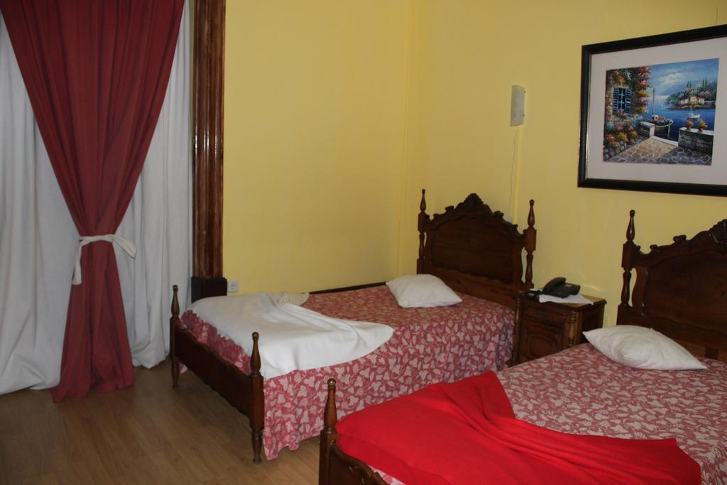 Hostel Avenida Coimbra Esterno foto