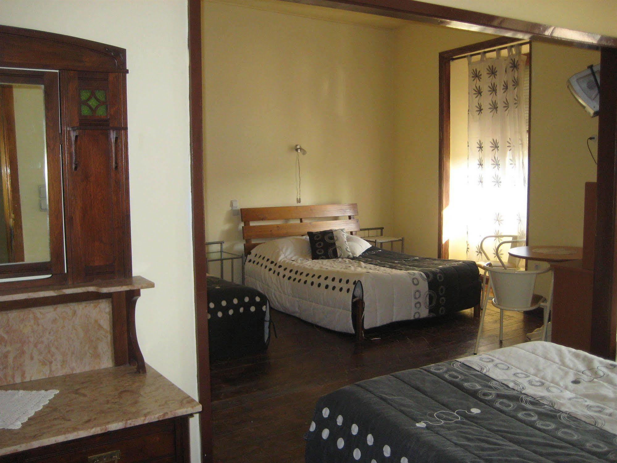 Hostel Avenida Coimbra Esterno foto