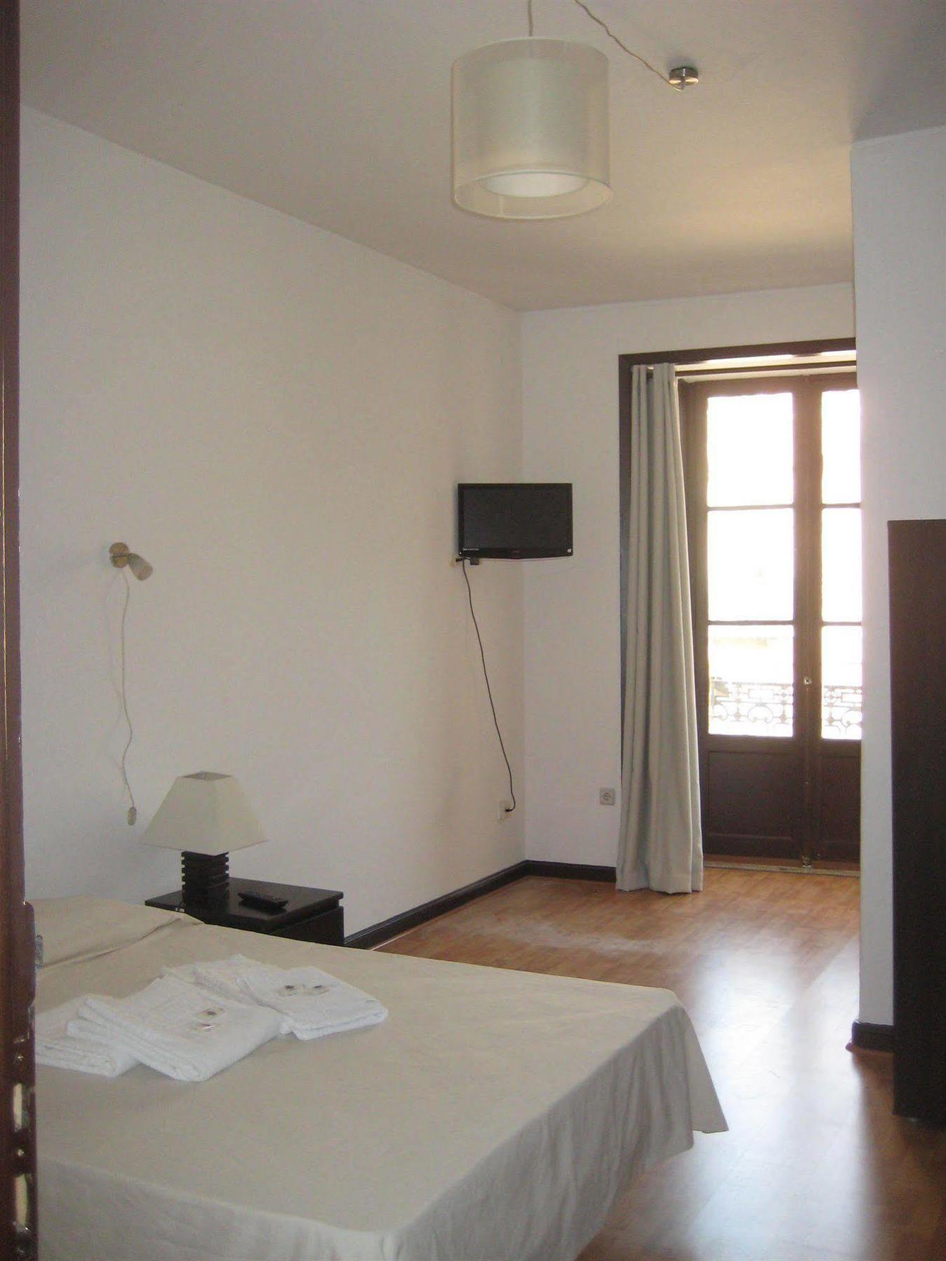 Hostel Avenida Coimbra Esterno foto