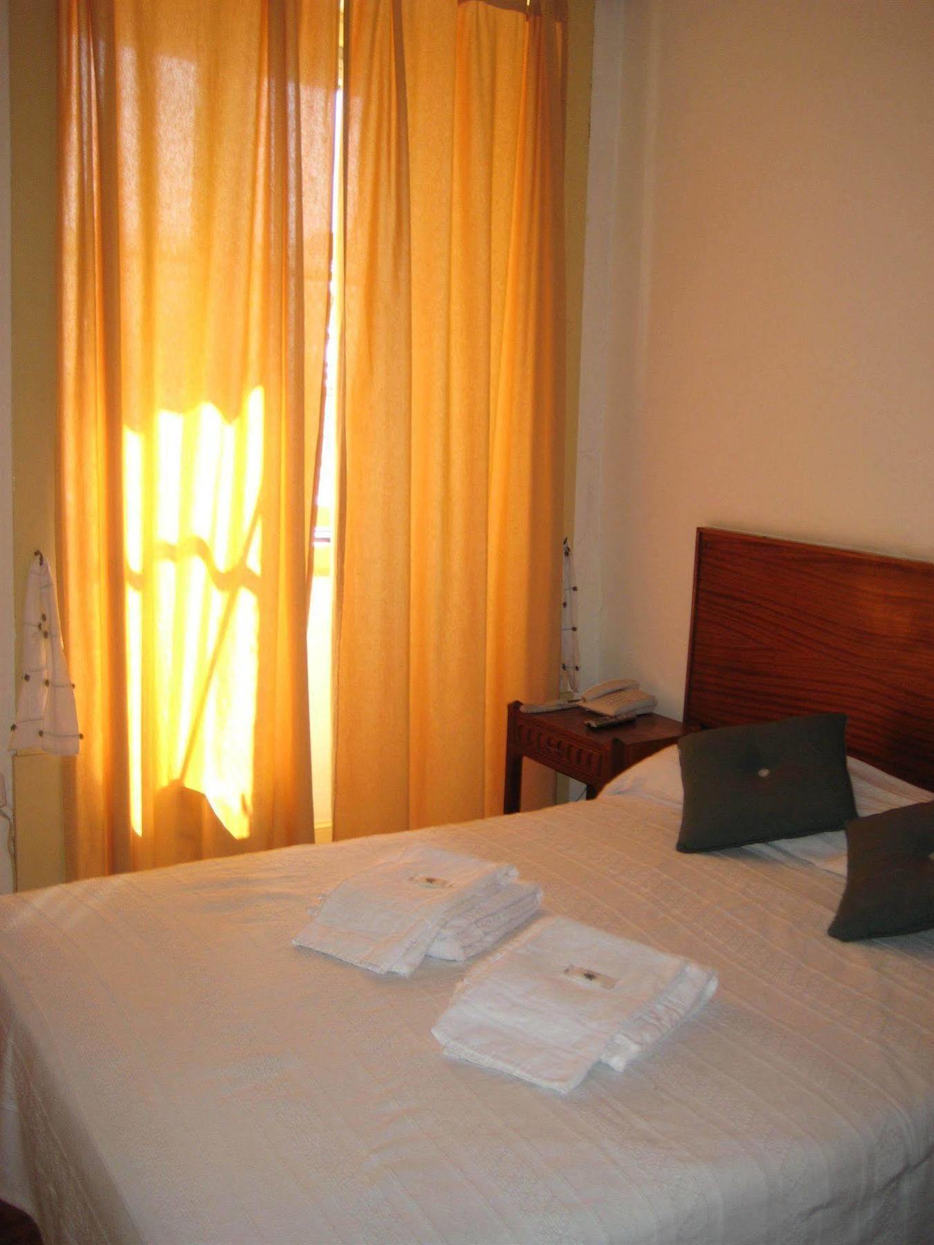 Hostel Avenida Coimbra Esterno foto
